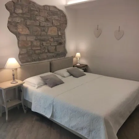 Al San Lorenzo Gæstehus 4*