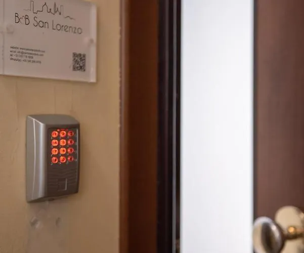 Guest house Al San Lorenzo 4*